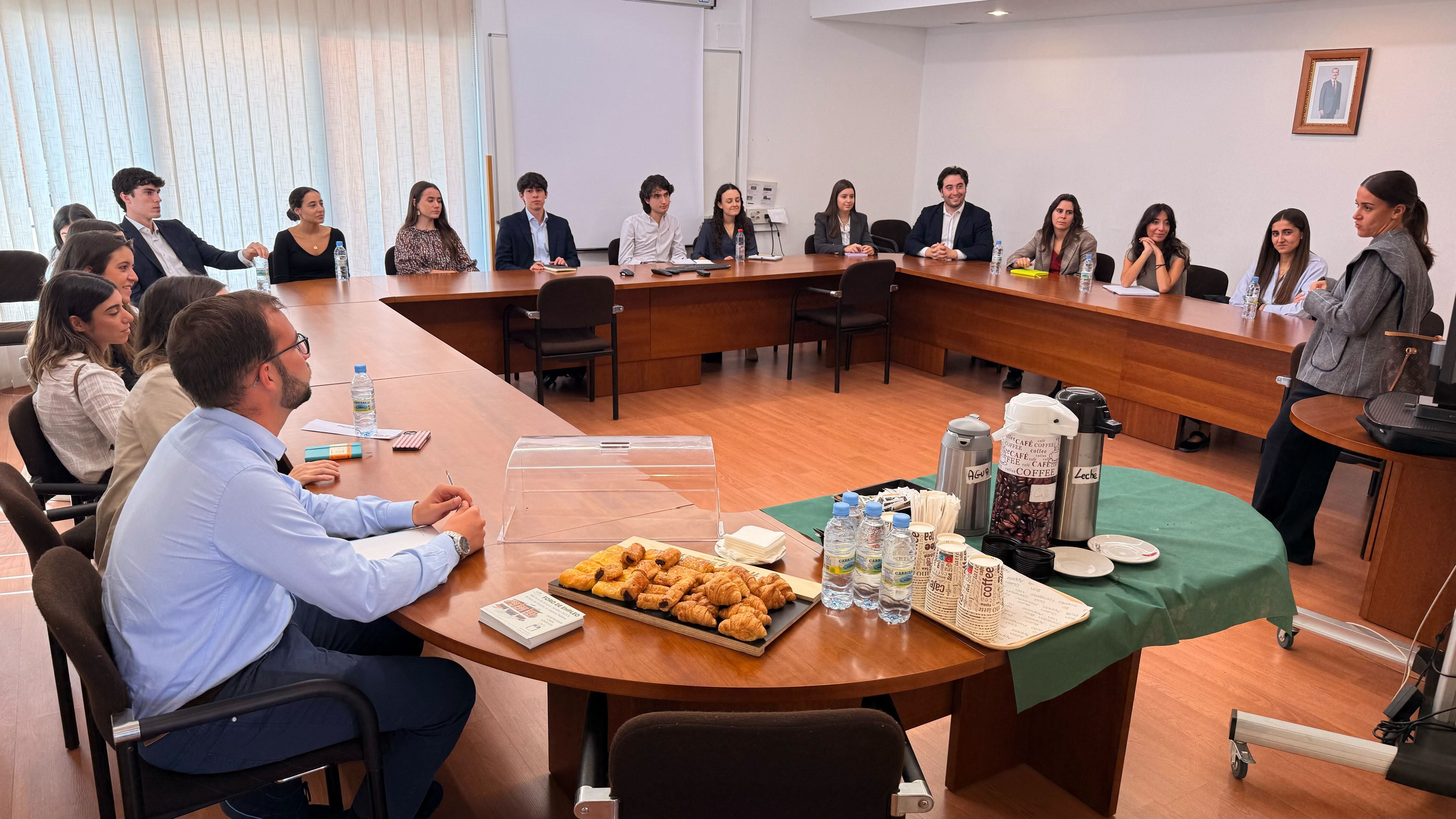 Encuentro con empresas